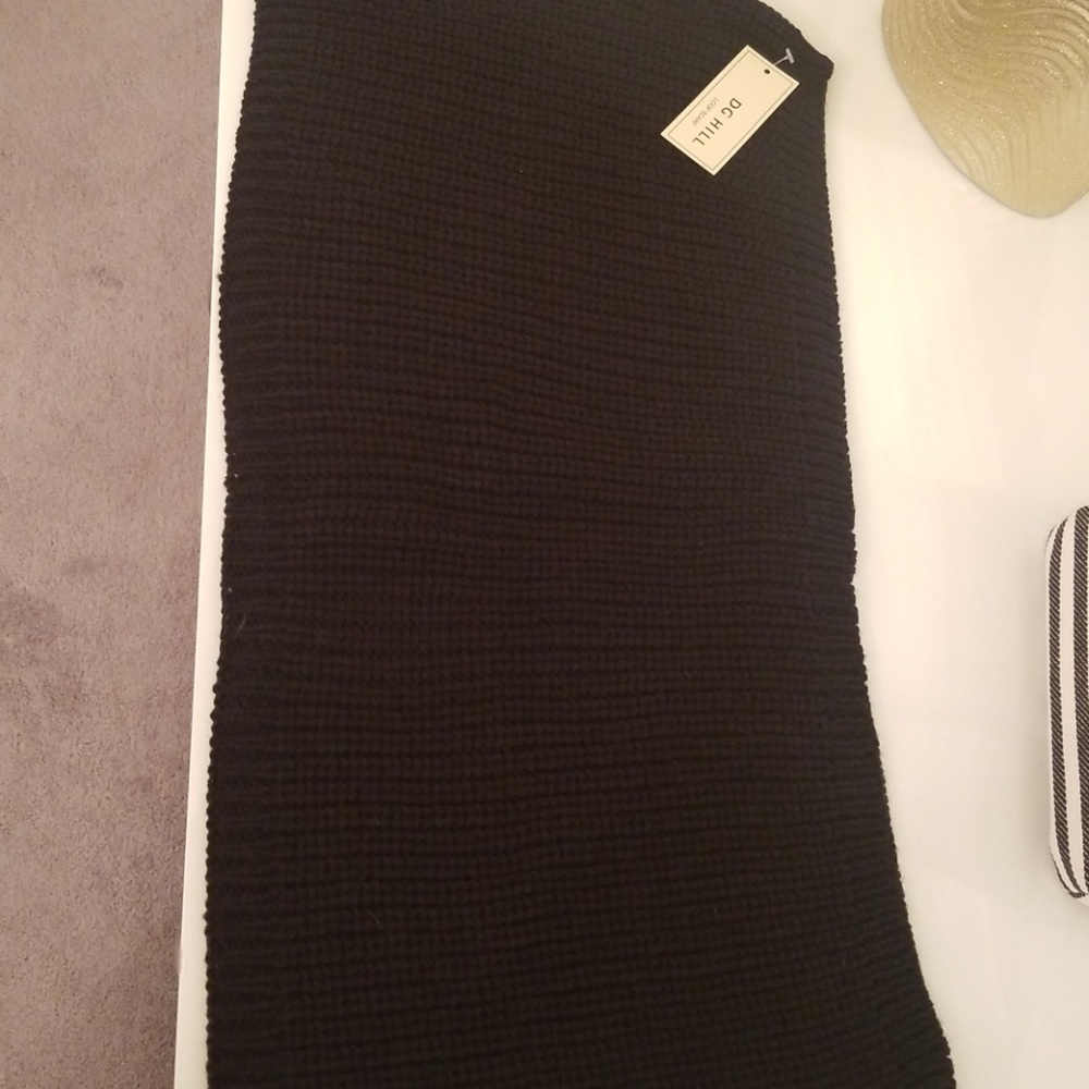 NWT black loop scarf